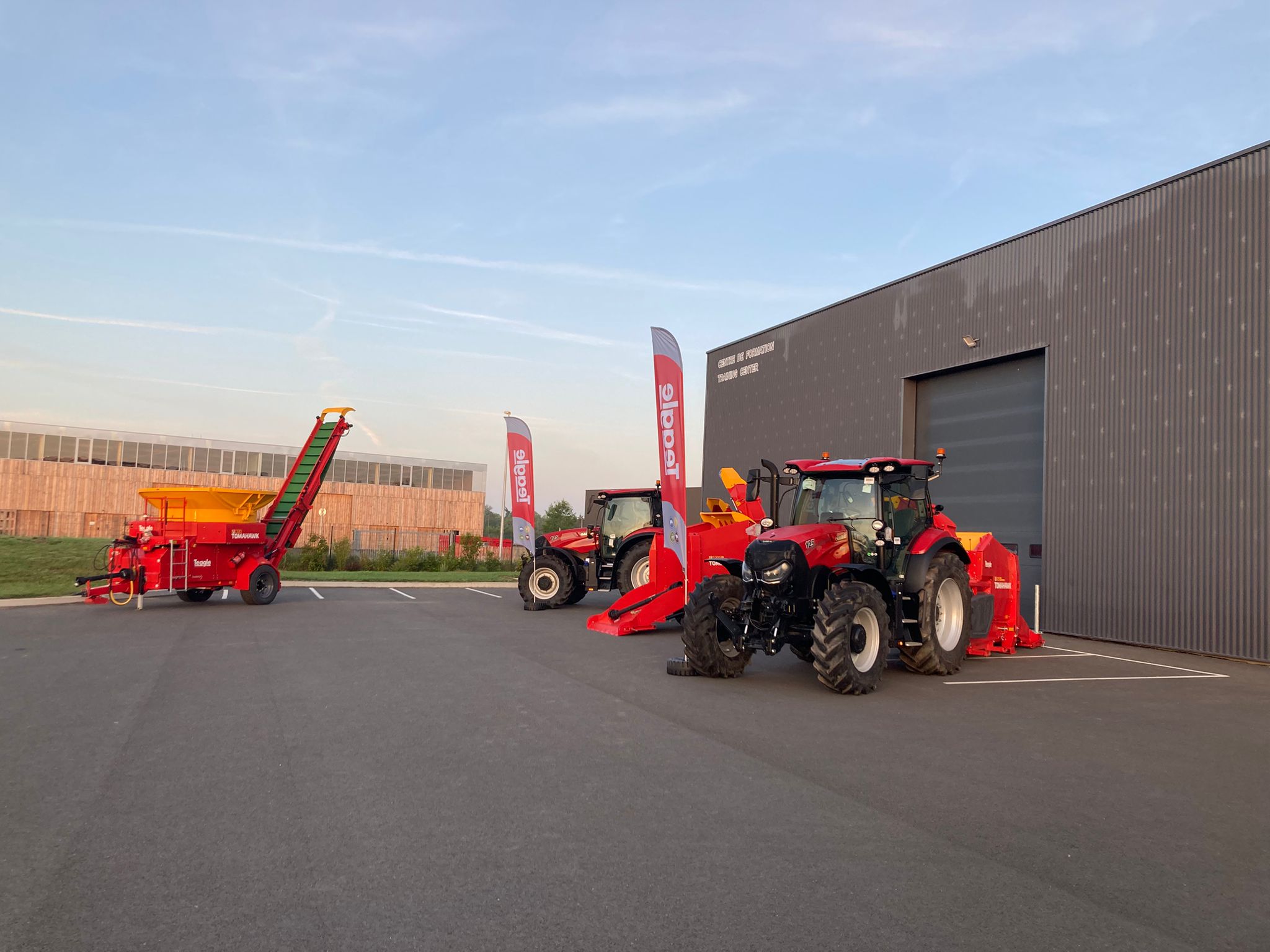 Parking et possibilité de mise en exposition événementielle